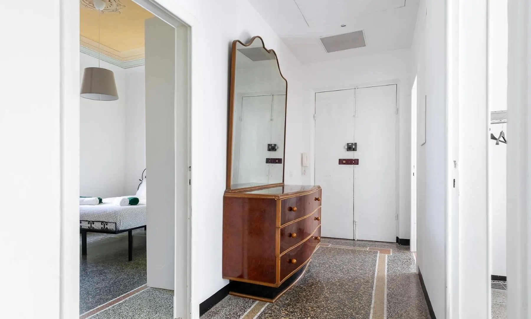 Apartment Hostdomus - Casa Ester Noli