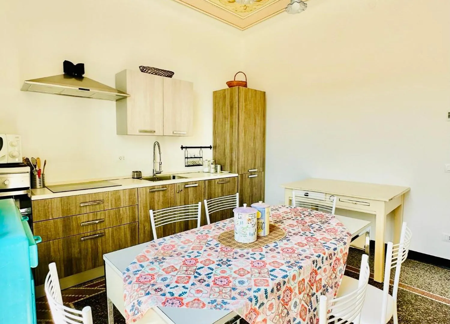 Hostdomus - Casa Ester Noli