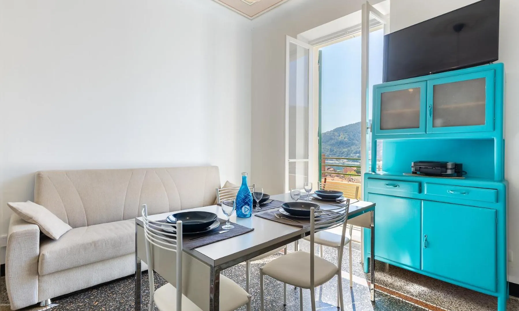Hostdomus - Casa Ester Noli 0*,  Italy