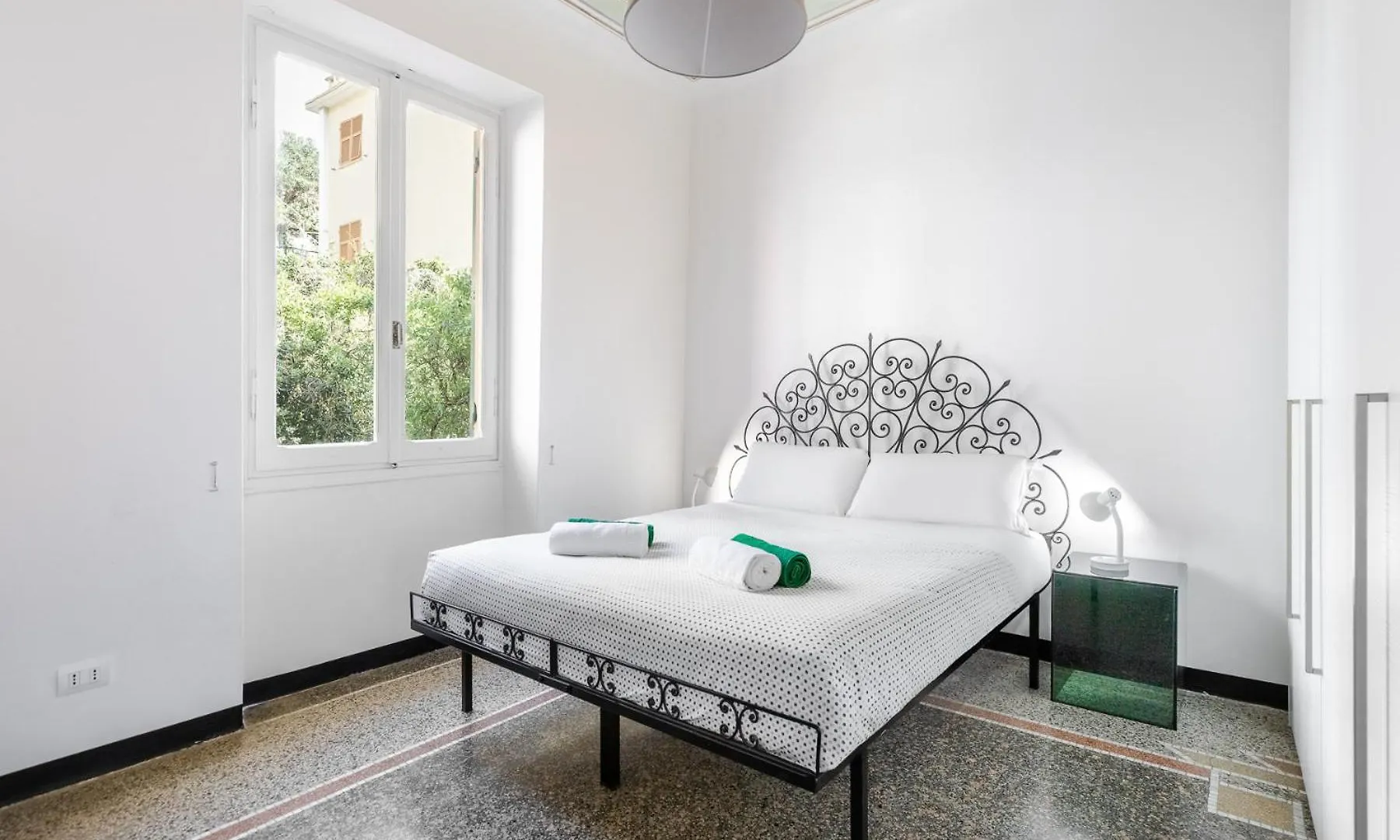 Hostdomus - Casa Ester نولي شقة