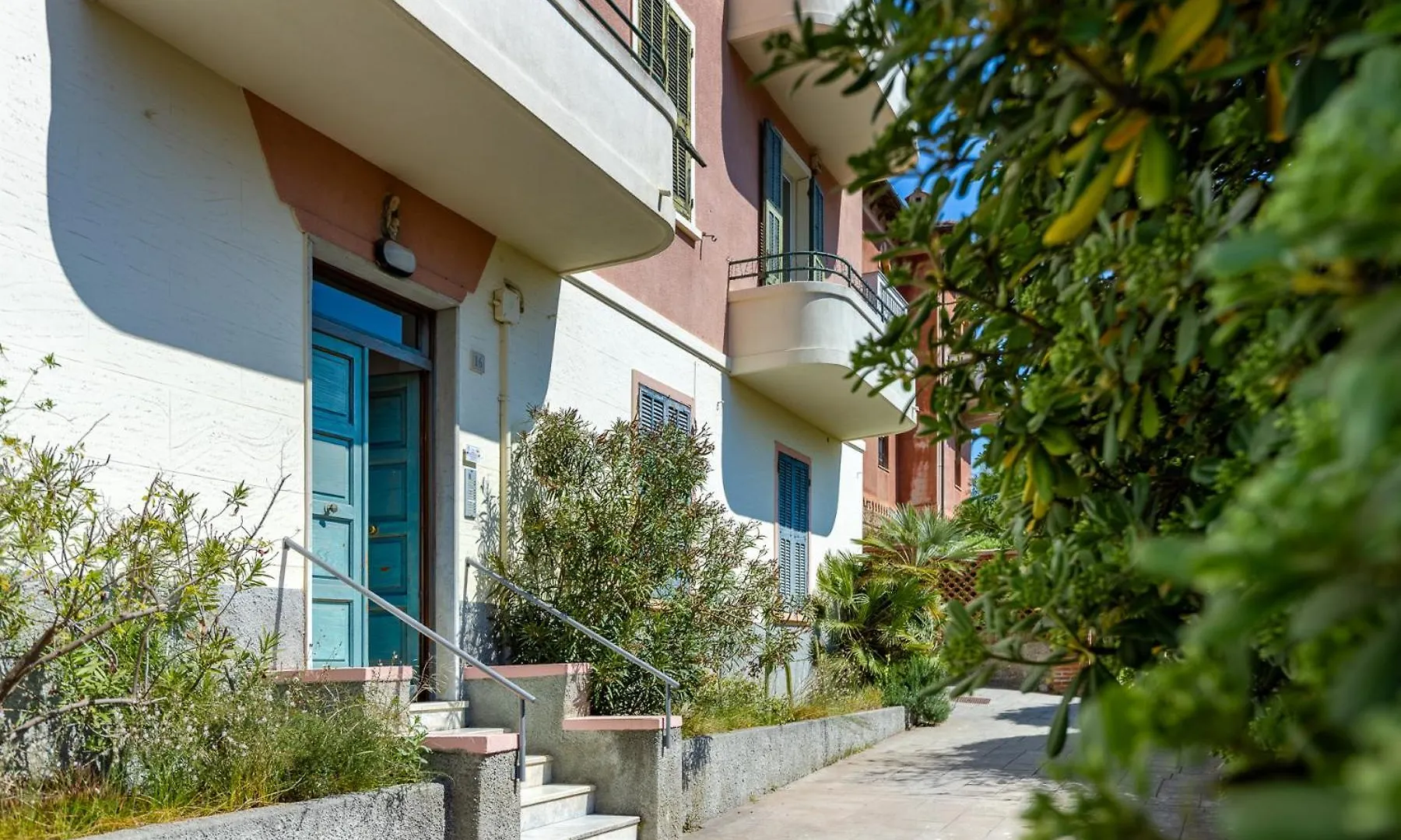 Hostdomus - Casa Ester Noli